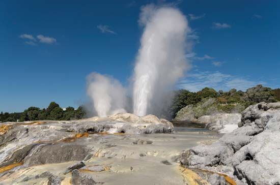Geysers at Wai-O-Tapu